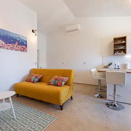 Apratman Mares Razanj Apartment Exterior photo
